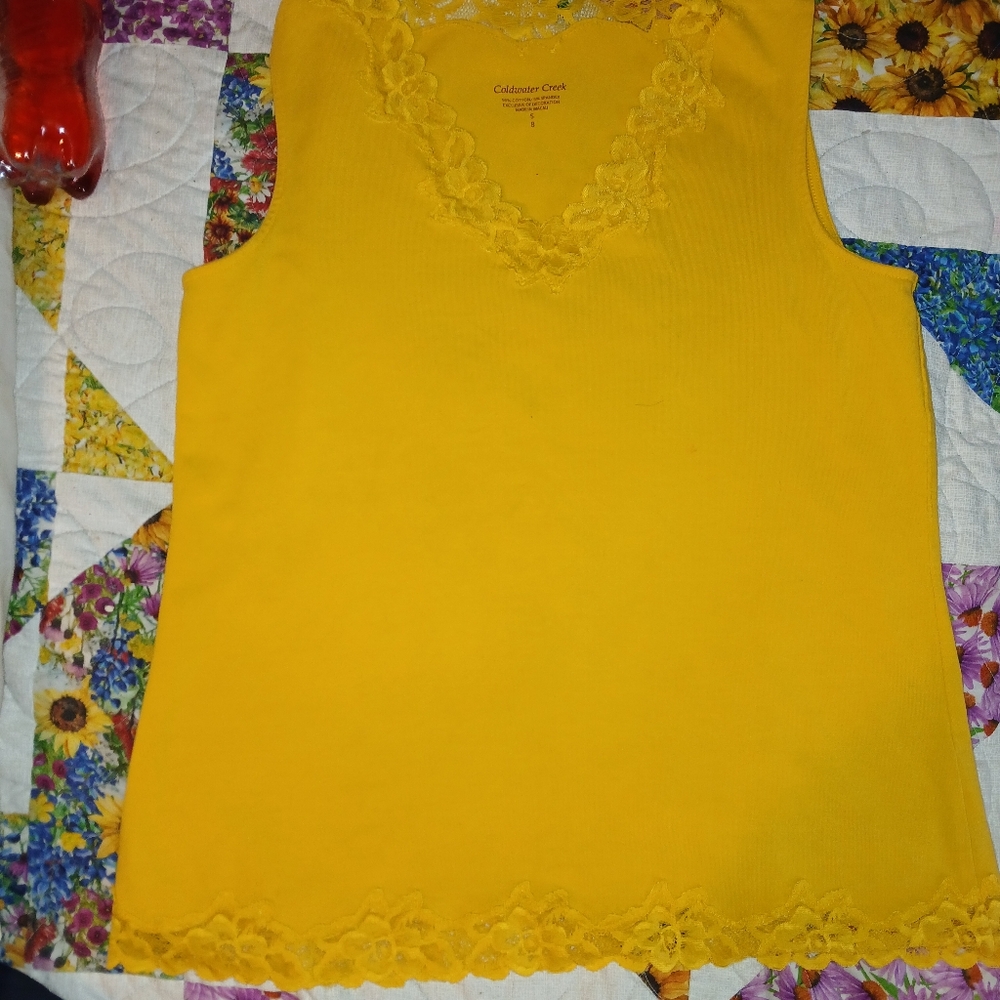 Blouse - Picture 2 of 3